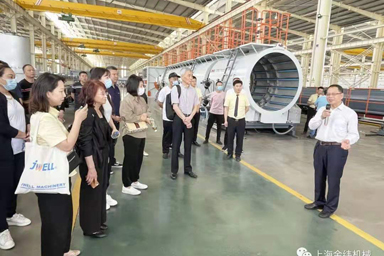 Goście szkolenia ekologicznej technologii produkcji produktów PCV odwiedzili fabrykę JWELL Machinery Haining z pełnym sukcesem